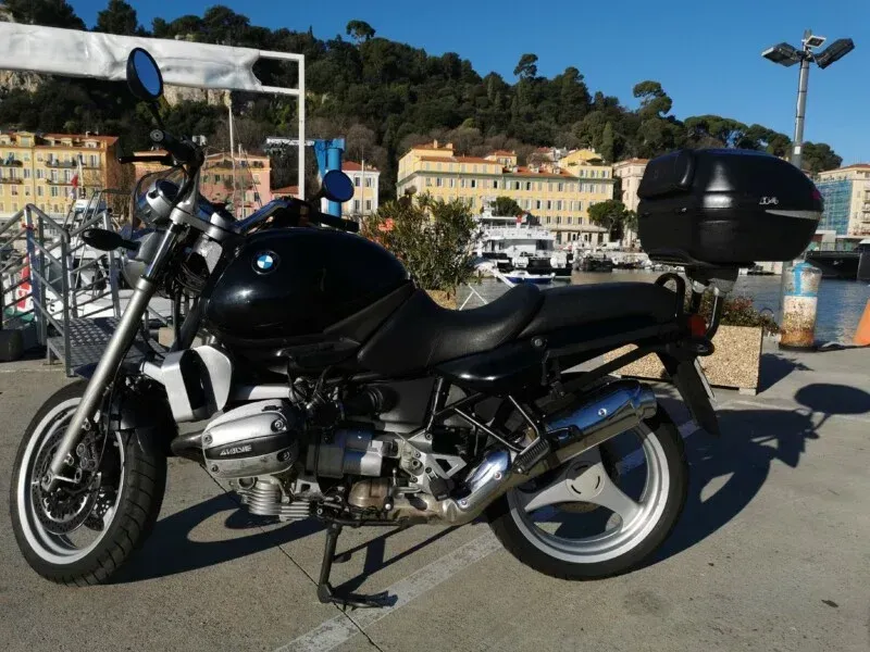 R1100R