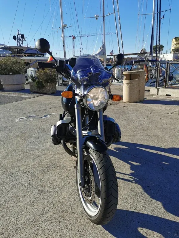 R1100R