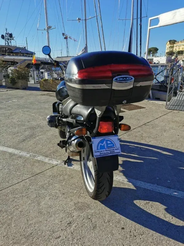 R1100R
