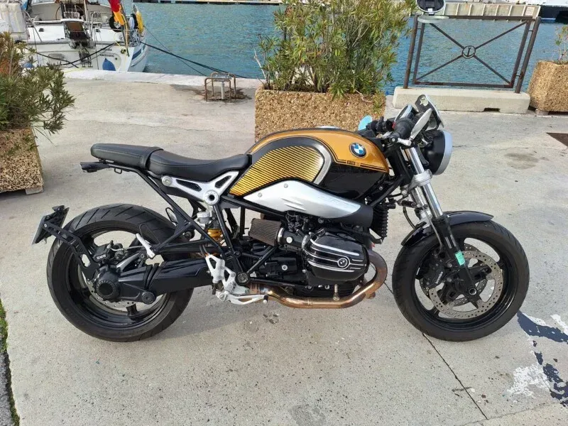 R1200